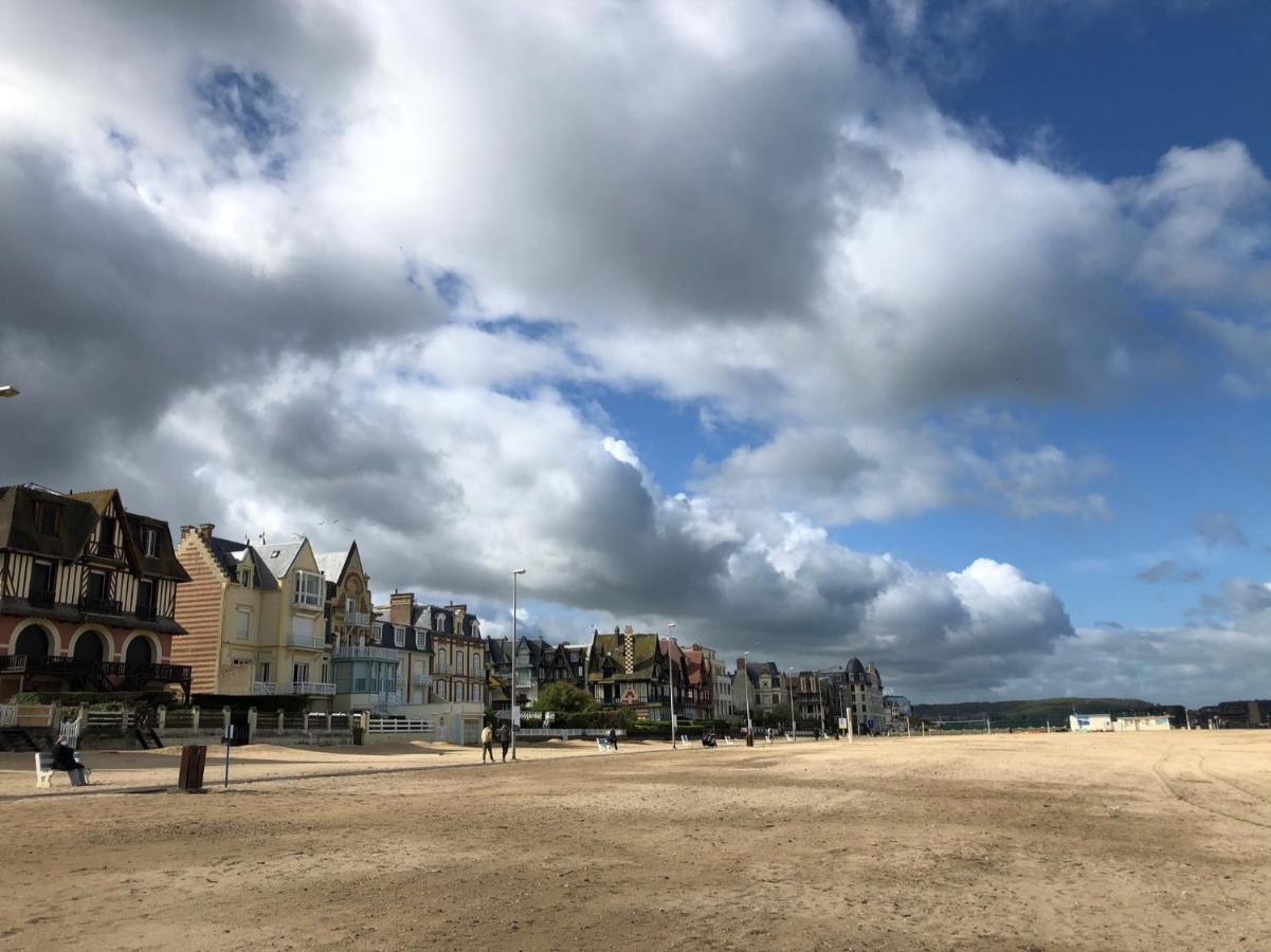 Les Nord'Mandines Hotel Trouville-sur-Mer Luaran gambar